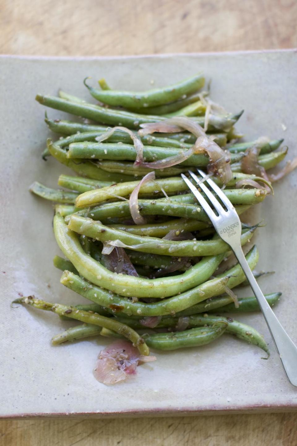 This July 15, 2013 photo shows fast-pickled green beans in Concord, N.H. (AP Photo/Matthew Mead)