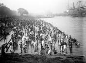 100-year-old photos of India from the British era