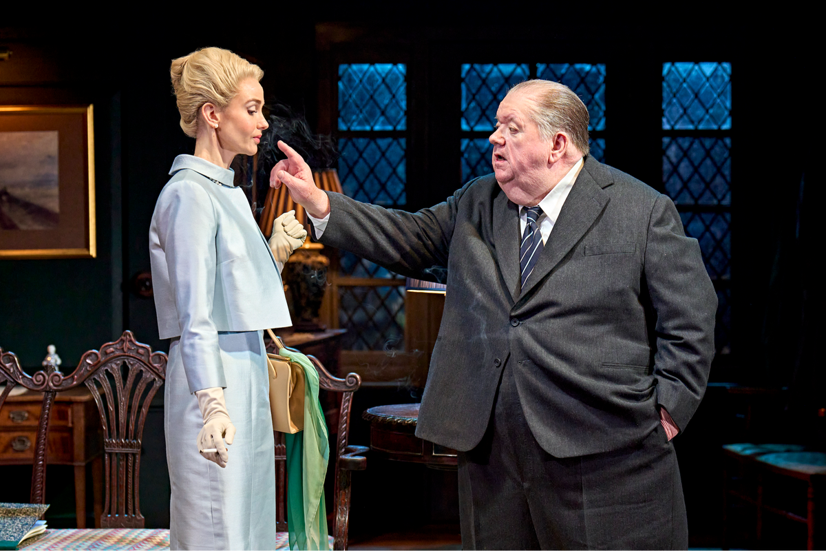 Joanna Vanderham as Tippi Hedren and Ian McNeice as Alfred Hitchcock (Manuel Harlan)