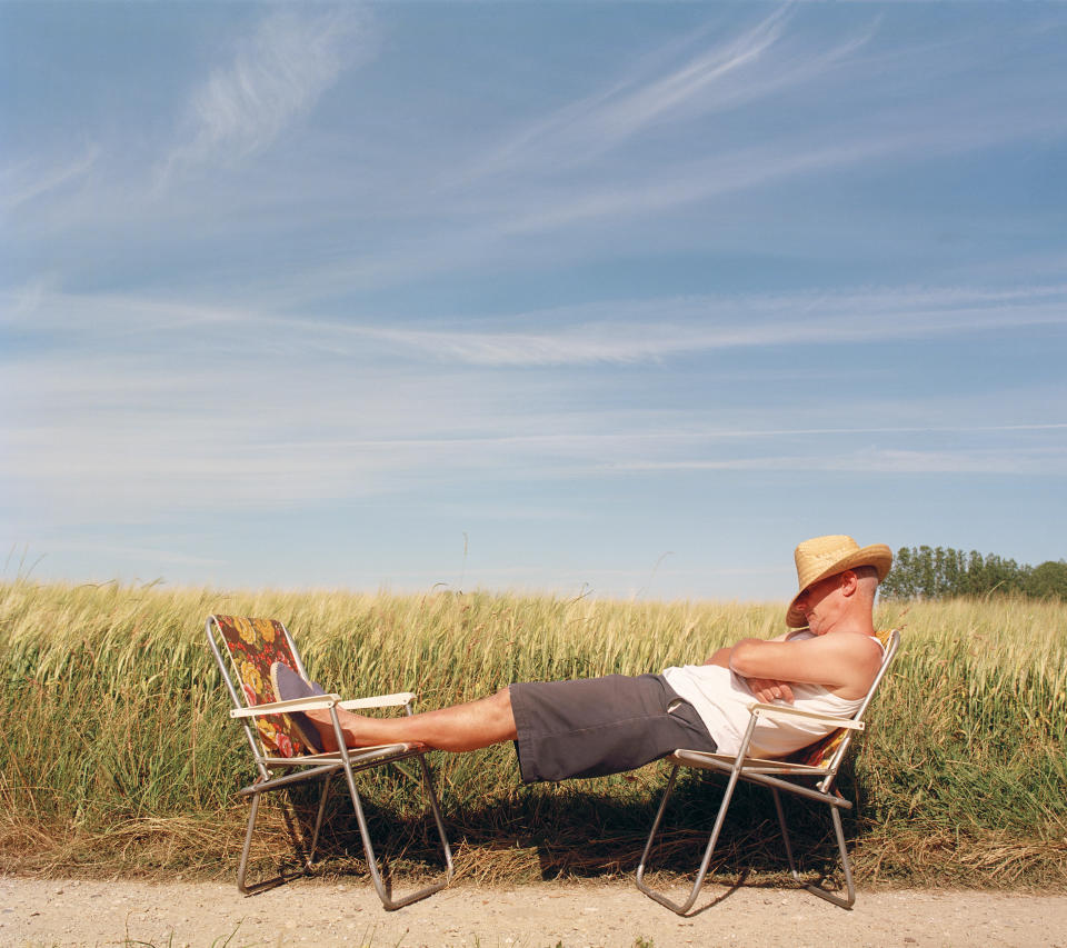 ¿Vas a hacer siesta? Que sea corta. (Foto: Getty)