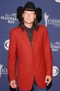 <p>Shelton, whose song "Nobody But You" with fiancée Gwen Stefani earned a nod, wore a red blazer, black cowboy hat and long, curly locks to the carpet in 2005.</p>