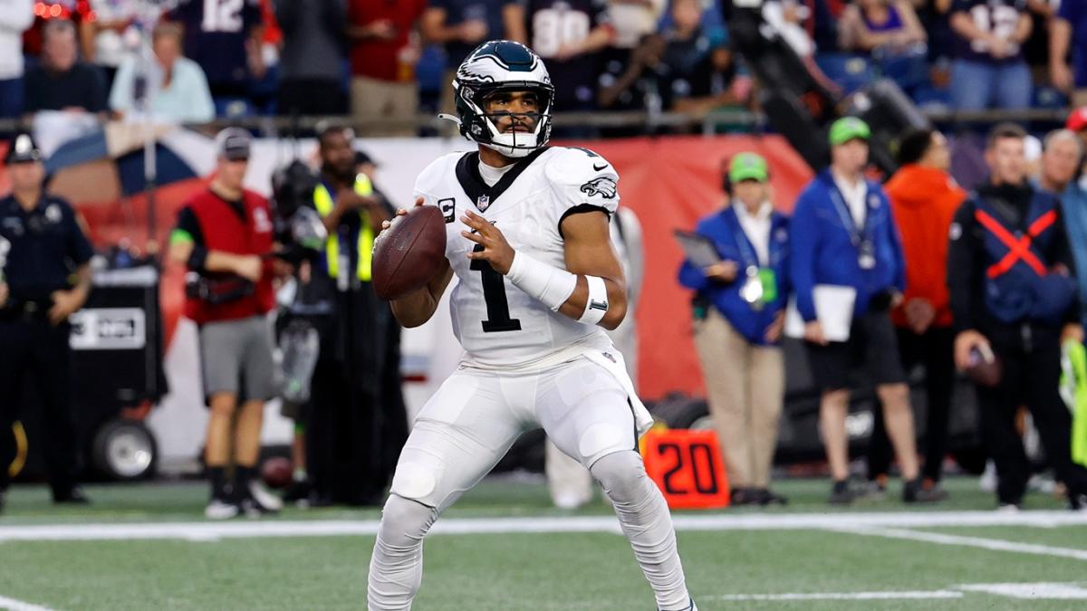 Eagles vs. Buccaneers Player Prop Bets for Monday Night Football: Jalen  Hurts, A.J. Brown, Mike Evans, Chris Godwin, and Others