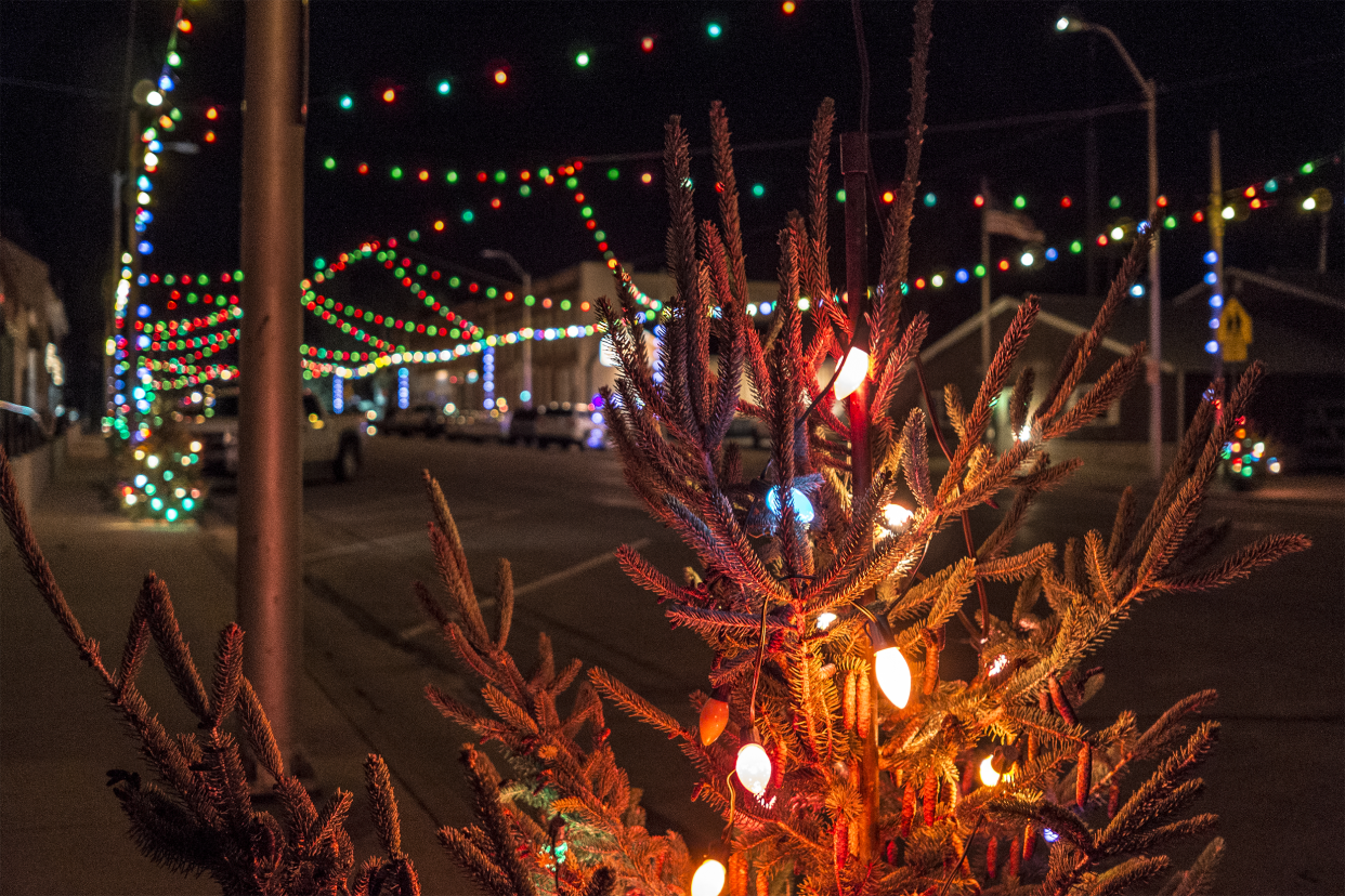 Christmas in Wyoming, Iowa