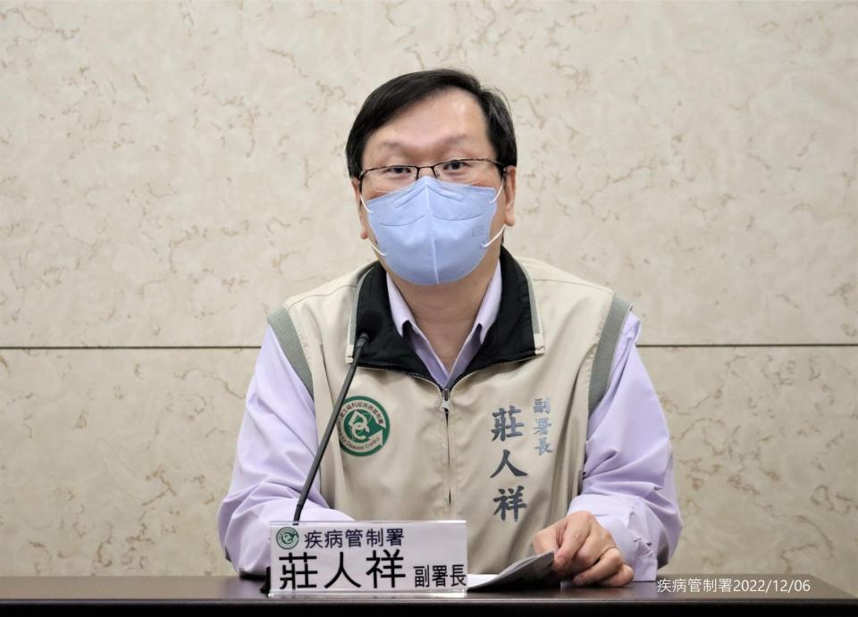 疾病管制署副署長莊人祥，今說明國內第2例H1N2v流感病毒案例相關。   圖：疾管署／提供