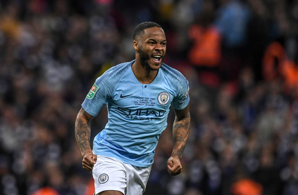 Raheem Sterling celebrates after his winning penalty against Chelsea in the League Cup final at Wembley Stadium. (EFE)