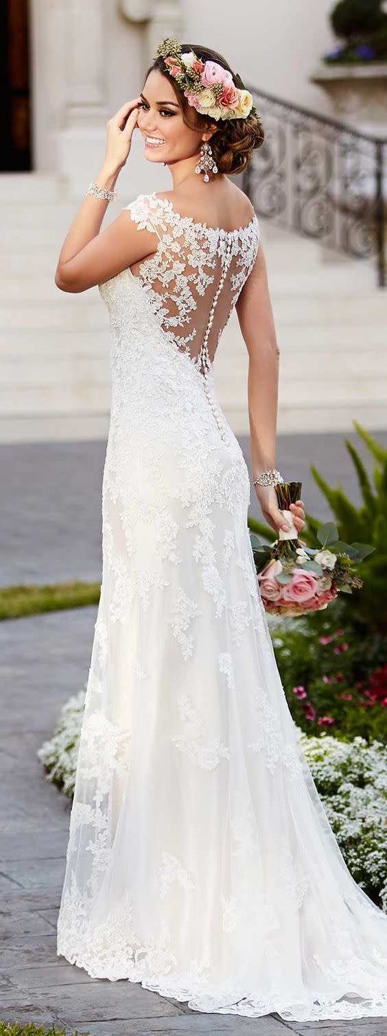 Tulle and Chantilly designs dresses based on your ideas and the idea behind this gown was surely seriously elegant.
