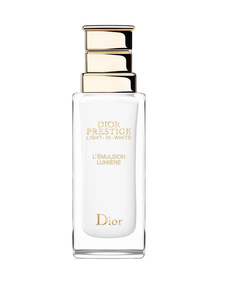 Dior 迪奧 精萃再生光燦淨白修護乳，50ml，NT.13,000  PHOTO CREDIT: Dior
