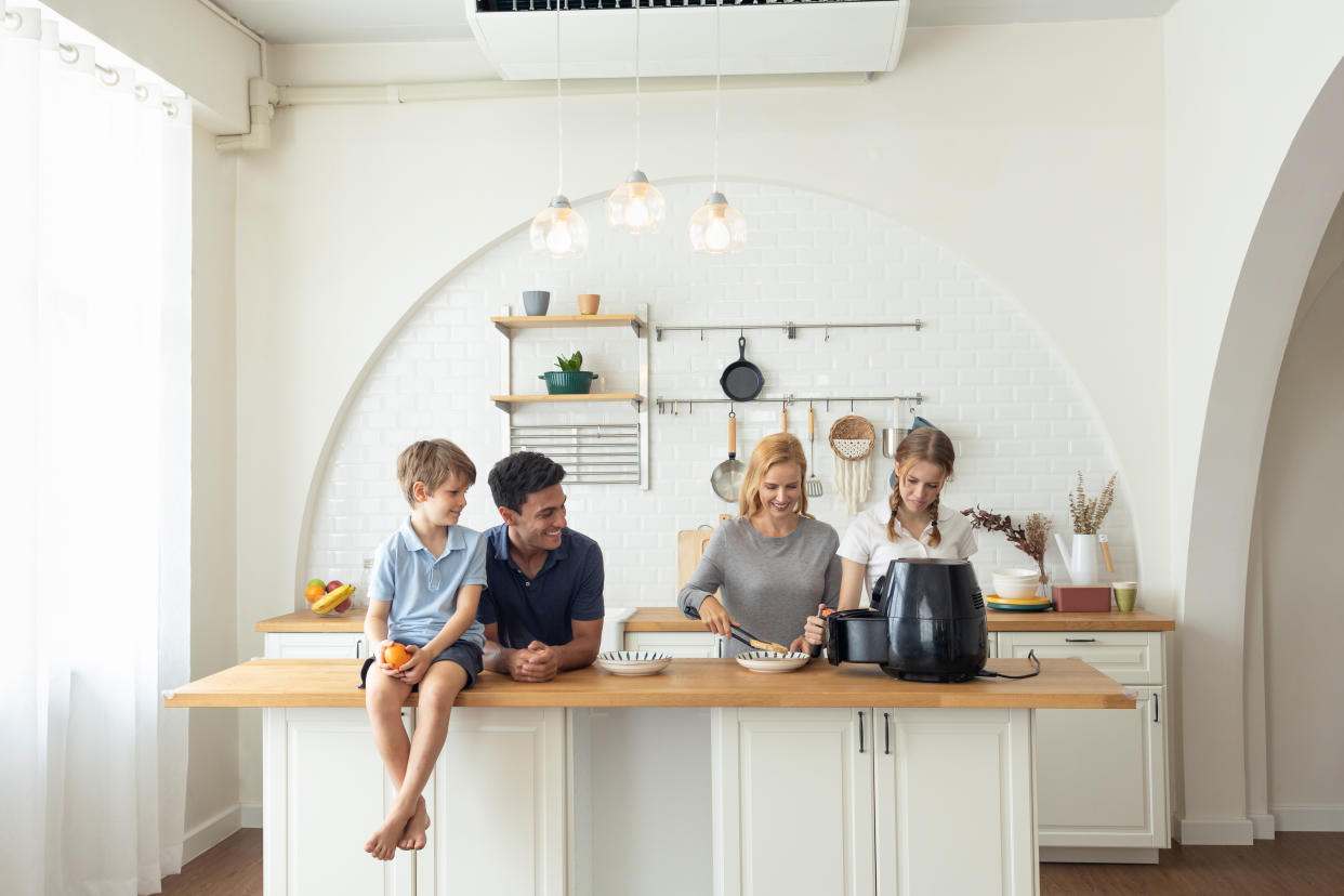 Air fryers can help make it easier to cook up healthy meals the whole family will enjoy. (Stock, Getty Images)