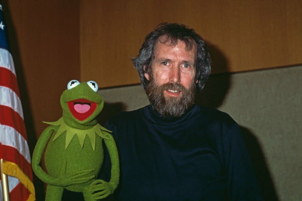 https://www.gettyimages.co.uk/detail/news-photo/american-puppeteer-and-filmmaker-jim-henson-with-his-best-news-photo/160838290