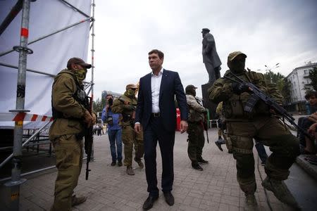 Pro-Russian politician Oleg Tsarev attends a rally in support of Novorossiya (New Russia) on Lenin Square in the center of the eastern Ukrainian city of Donetsk, July 13, 2014. REUTERS/Maxim Zmeyev