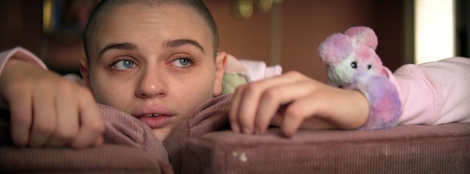 Joey King as Gypsy in Hulu's The Act