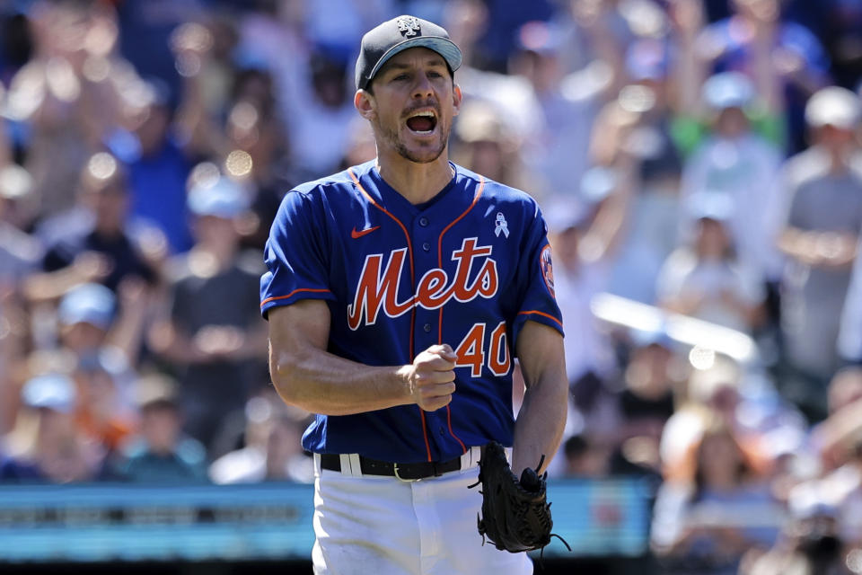 New York Mets starting pitcher Chris Bassitt (40) reacts after a throwing against the Miami Marlins during the sixth inning of a baseball game, Sunday, June 19, 2022, in New York. (AP Photo/Jessie Alcheh)