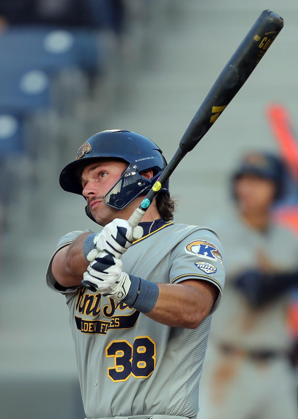 Michael McNamara's big home run helps Kent State stay alive in MAC