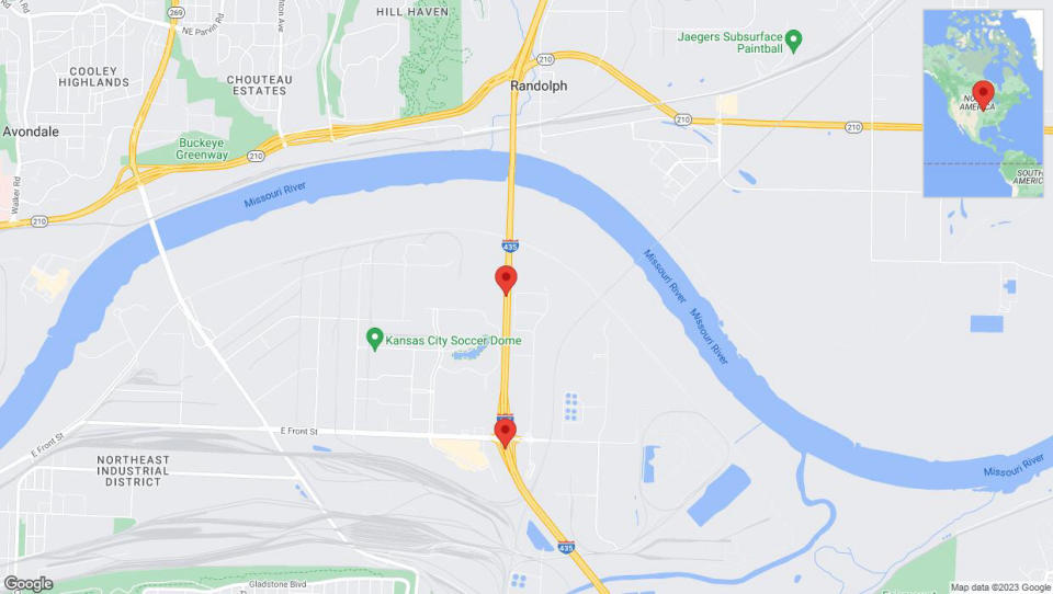 A detailed map that shows the affected road due to 'Warning in Kansas City: Crash reported on southbound I-435' on December 27th at 6:39 p.m.