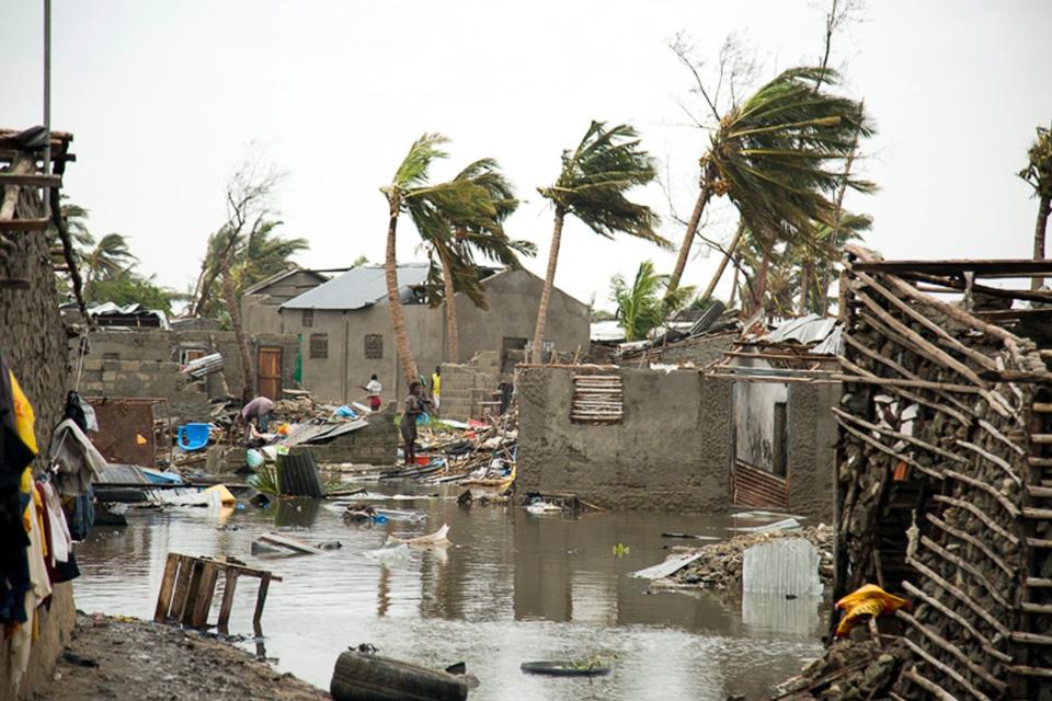 Cyclone Idai destroys 90% of city in Mozambique in ‘disaster of great proportions’