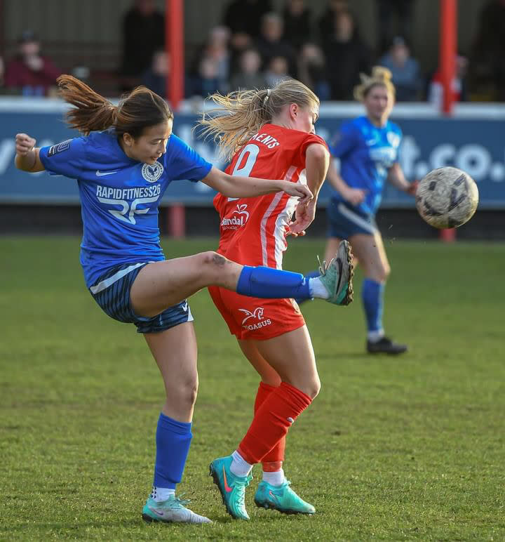 陳頌文移英後繼續追足球夢。（Halifax FC Women提供）
