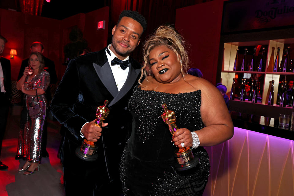 BEVERLY HILLS, CALIFORNIA - MARCH 10: EXCLUSIVE ACCESS, SPECIAL RATES APPLY. (L-R) Kris Bowers and Da'Vine Joy Randolph attend the 2024 Vanity Fair Oscar Party Hosted By Radhika Jones at Wallis Annenberg Center for the Performing Arts on March 10, 2024 in Beverly Hills, California. (Photo by Kevin Mazur/VF24/WireImage for Vanity Fair)