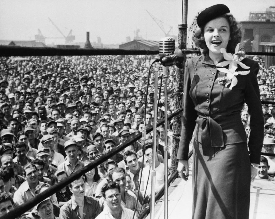 1944: Performing for a war bond drive