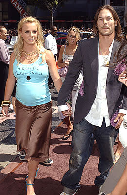 Britney Spears and Kevin Federline at the LA premiere of Warner Bros. Pictures' Charlie and the Chocolate Factory