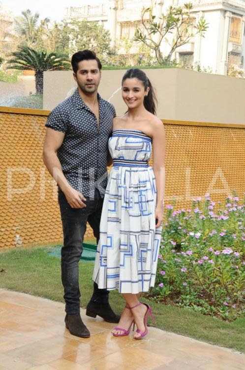 Varun Dhawan and Alia Bhatt promote Badrinath Ki Dulhania in style!