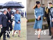 <p>Dieses Mantelkleid von Alexander McQueen, das Kate 2014 auf ihrer Reise durch Australien und Neuseeland trug, war einfach umwerfend schön. Deshalb freute es uns umso mehr, dass sie es im Februar dieses Jahres erneut trug, als sie eine Air Base für Kadetten besuchte.</p>