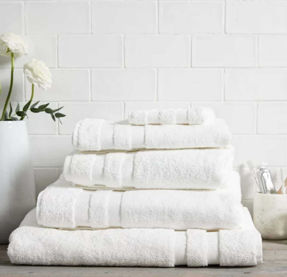 Classic Double Border Towels (The White Company)