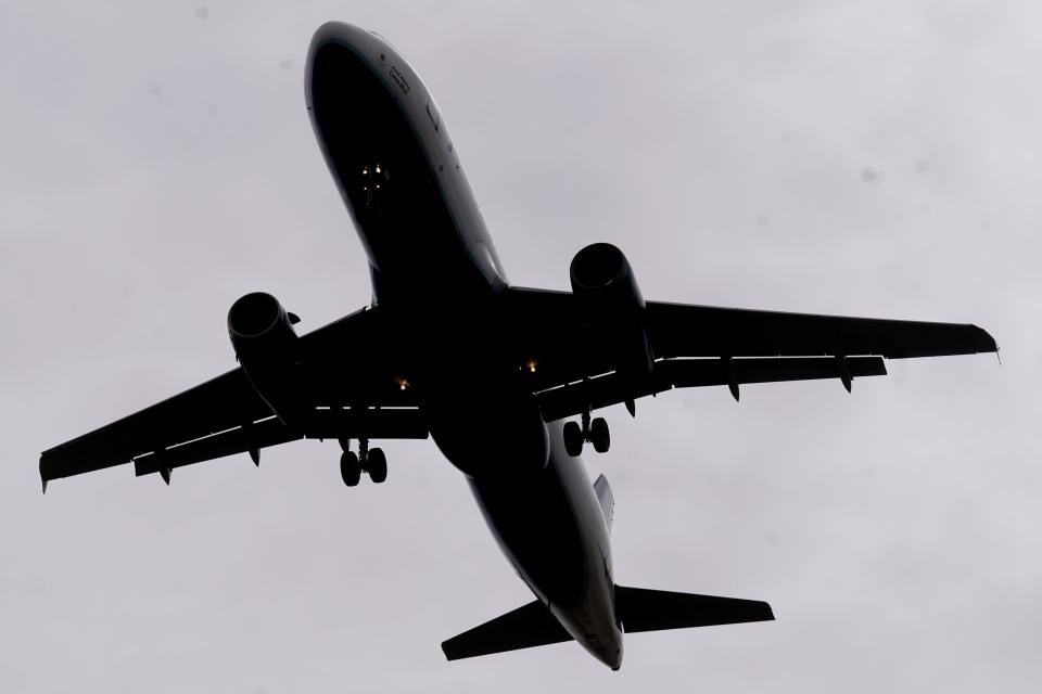 Plane arriving at Salt Lake City International Airport.