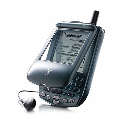 2002: Palm Treo 270