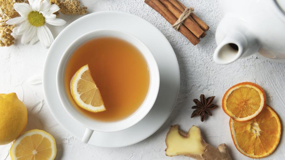 relaxing foods: cup of tea with lemon