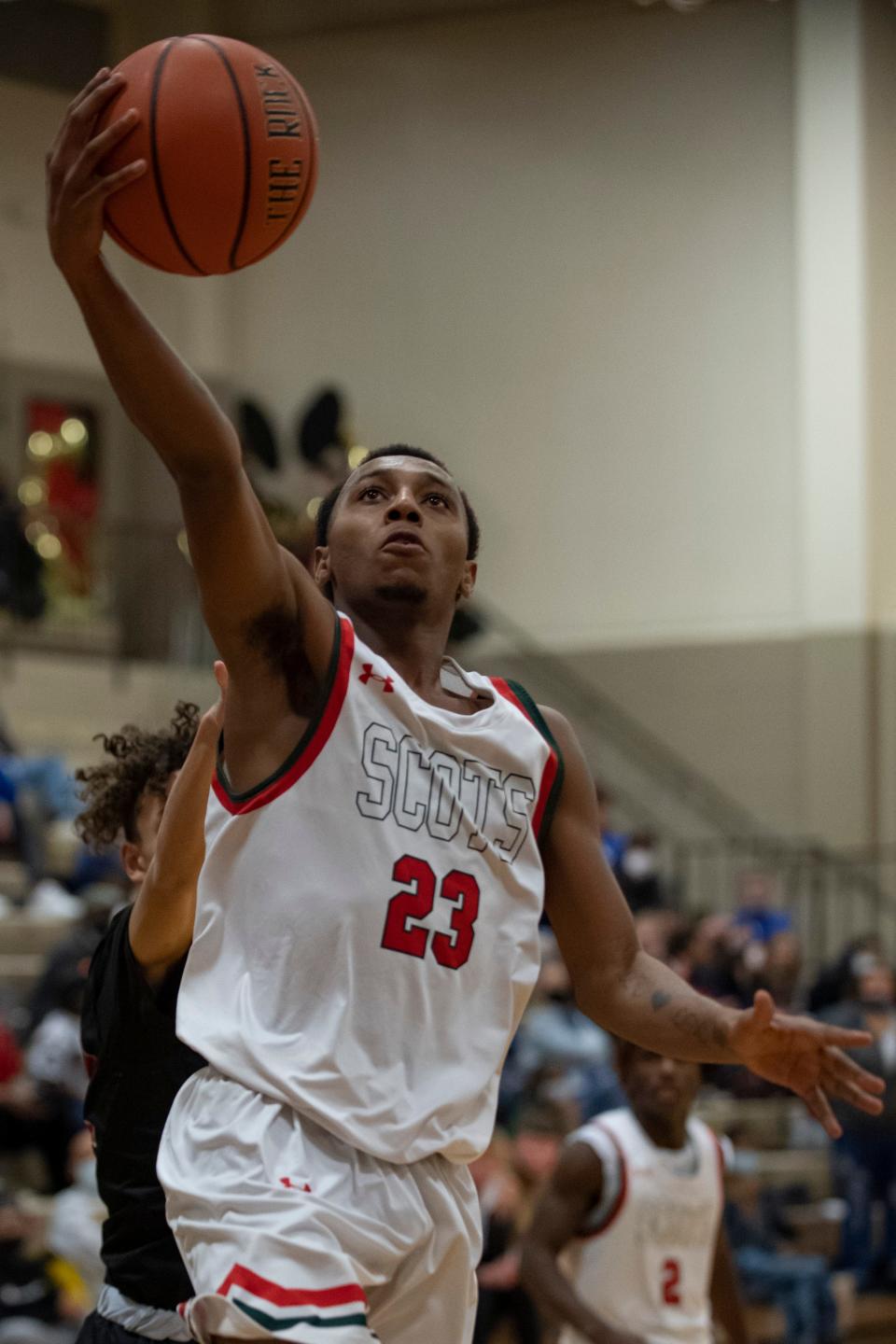 Highland Park Juan’Tario Roberts (23) shoots the ball Thursday at Highland Park High School.