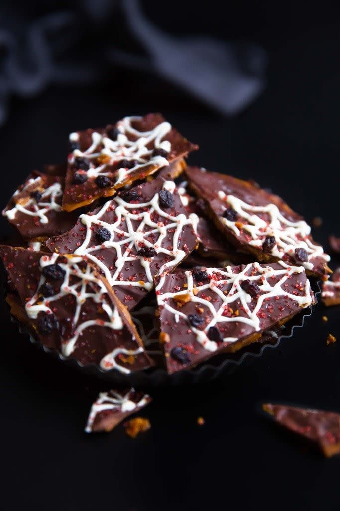 Spiderweb Toffee Bark