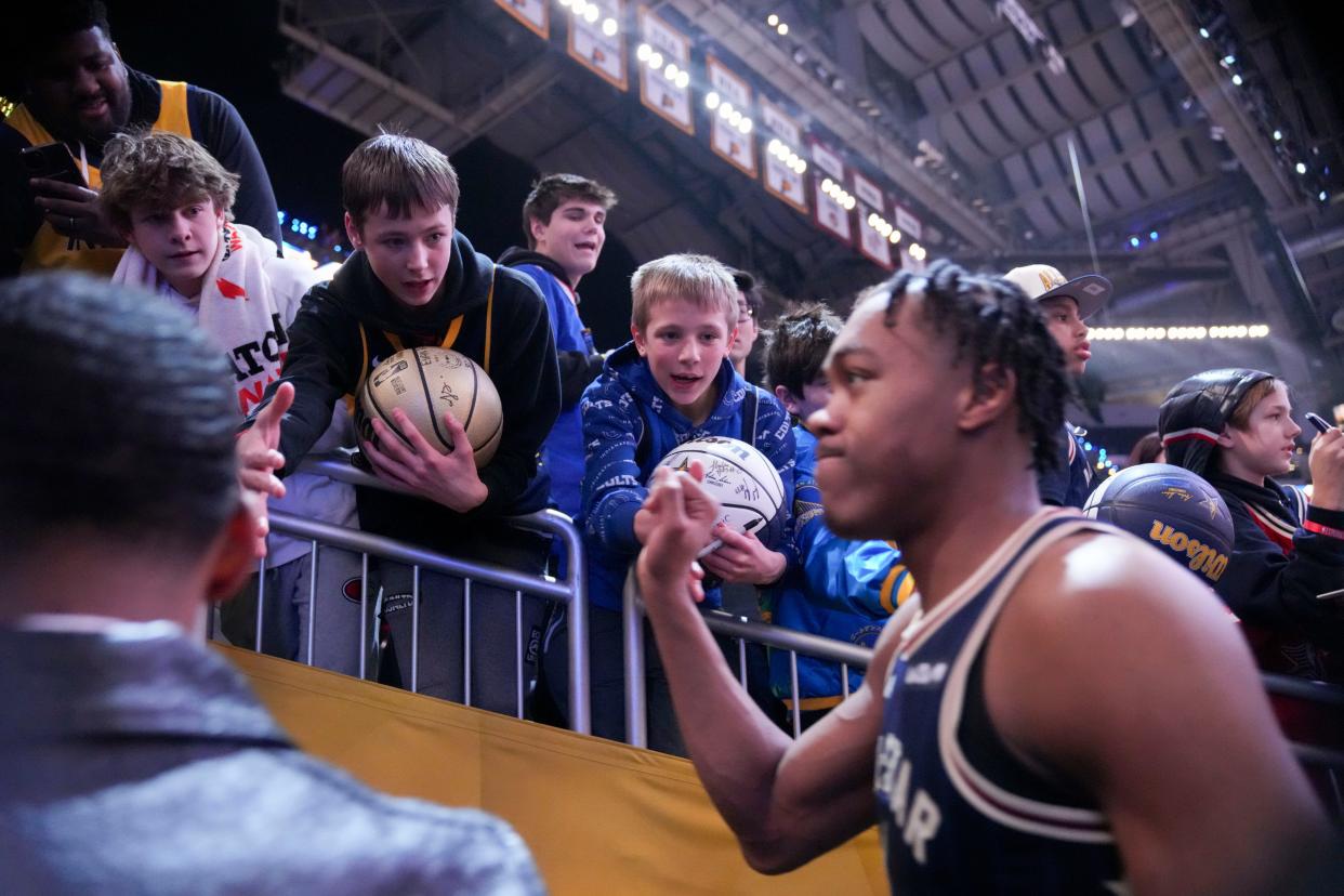 Eastern Conference forward Scottie Barnes (4) of the Toronto Raptors fist bumps fans as he leaves the court Sunday, Feb. 18, 2024, during the 73rd NBA All-Star game at Gainbridge Fieldhouse in downtown Indianapolis.