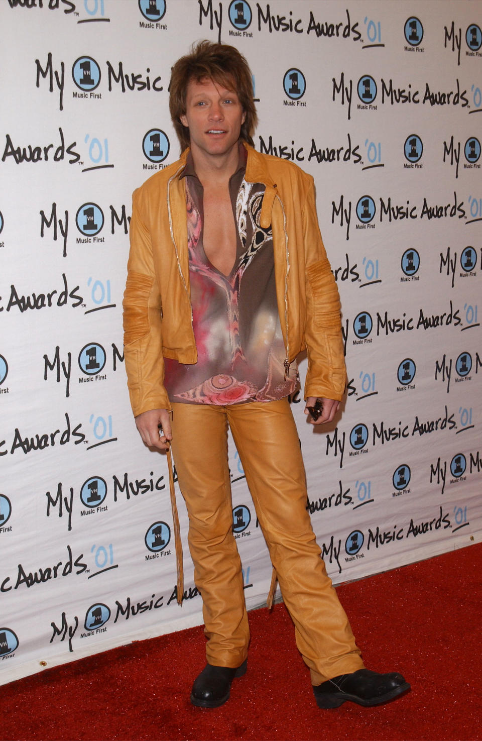 397864 07: Singer Jon Bon Jovi attends the My VH1 Music Awards at the Shrine Auditorium December 2, 2001 in Los Angeles, CA. (Photo by Vince Bucci/Getty Images)