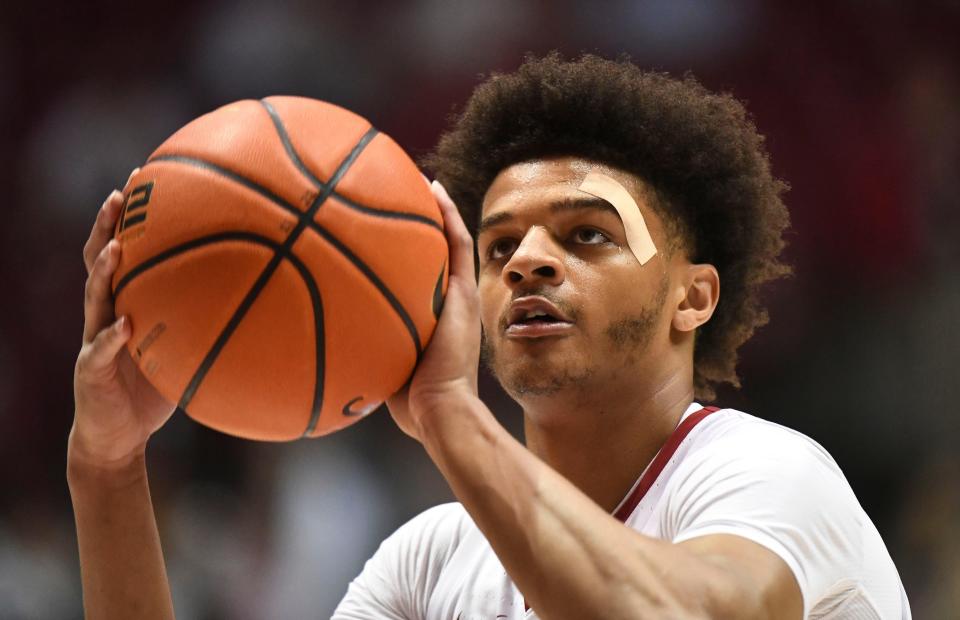 Alabama forward Darius Miles (2) shoots a free throw against Texas A&M at Coleman Coliseum Wednesday, March 2, 2022. 