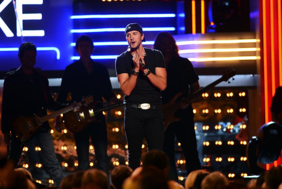 NASHVILLE, TN - NOVEMBER 01: Luke Bryan performs during the 46th annual CMA Awards at the Bridgestone Arena on November 1, 2012 in Nashville, Tennessee. (Photo by Jason Kempin/Getty Images)