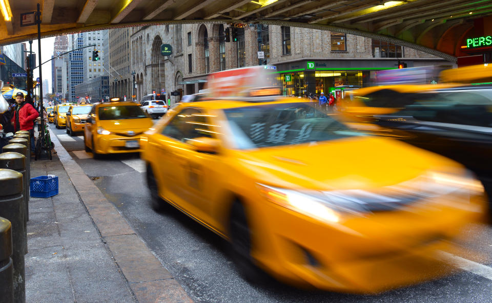 La joven acabó llamando a un taxi para ir a la clínica de aborto. 