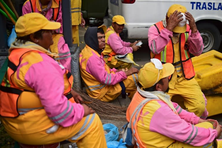 As the rescue effort presses on, relatives of those missing since Tuesday's quake are worried because after 72 hours the drive to find people still alive tends to be called off so demolition can begin