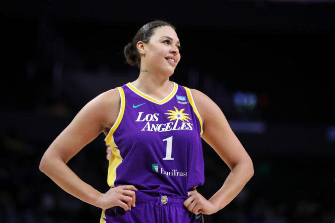 Liz Cambage | Meg Oliphant via Getty Images