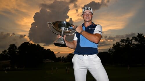 hovland_1920_tourchamp23_d4_trophy_sky.jpg