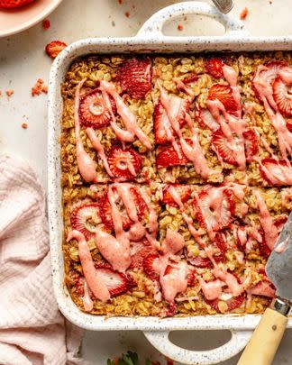 Brown Butter Strawberry Baked Oatmeal