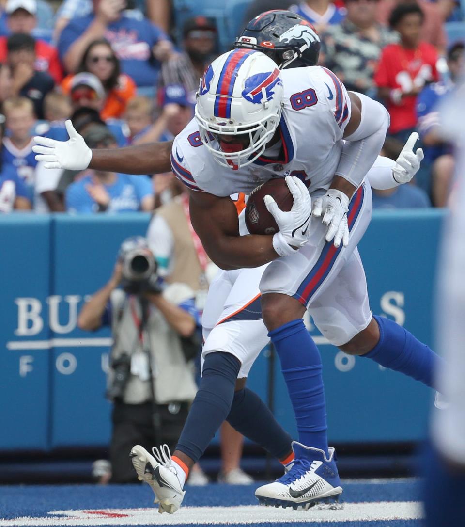 Bills tight end O.J. Howard pulls in this pass for a touchdown reception during the Bills preseason game against Denver Saturday, Aug. 20, 2022 at Highmark Stadium.  Buffalo won the game 42-15.