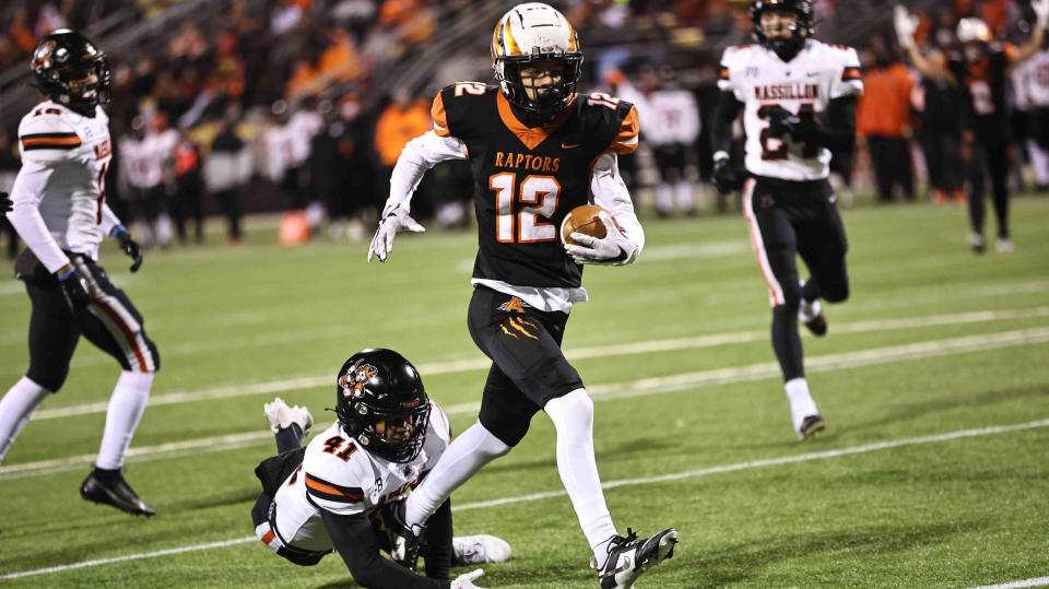 Anderson wide receiver Trace Jallick scores a touchdown Friday.