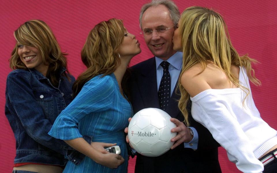 Liz McClaron, Natasha Hamilton and Jenny Frost with former England Manager Sven-Göran Eriksson - Tim Whitby