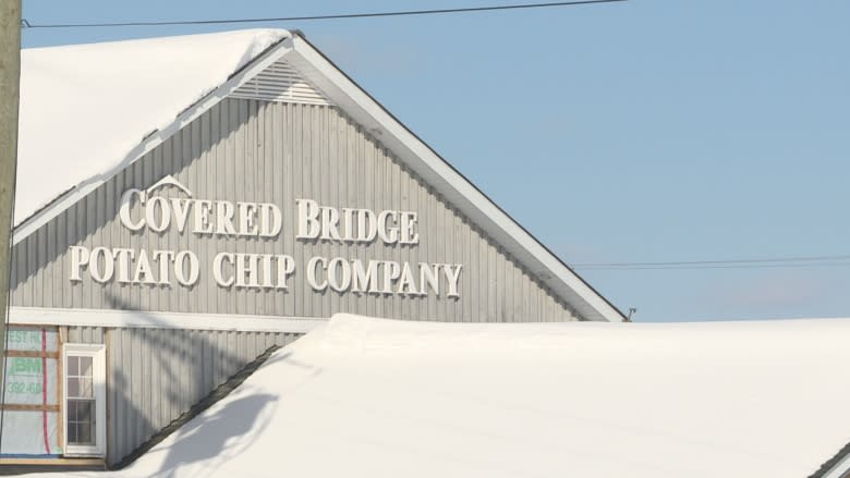 Covered Bridge chips strike concerns Green Party's David Coon