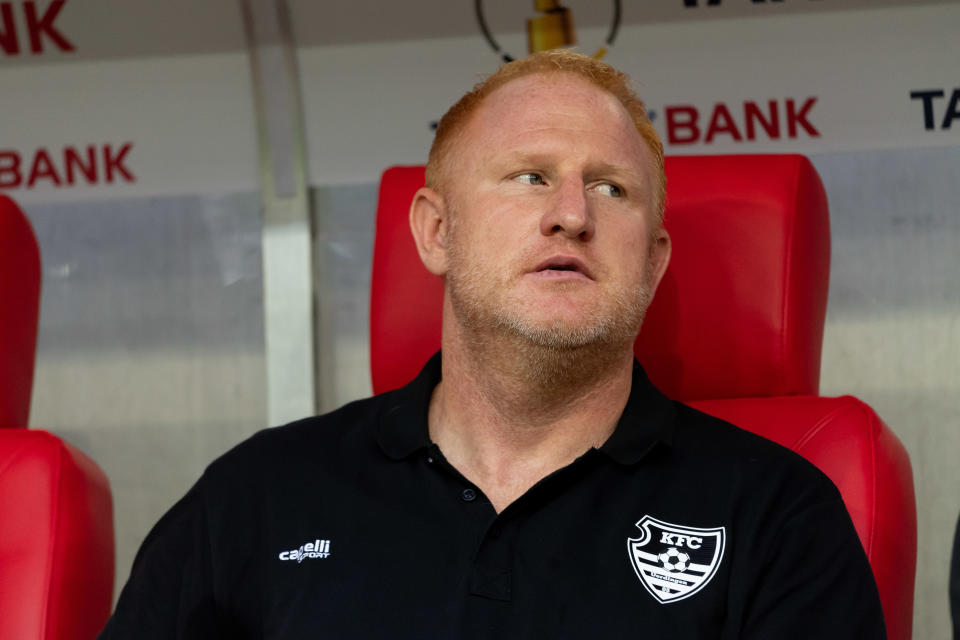 DUESSELDORF, GERMANY - AUGUST 09: head coach Heiko Vogel of KFC Uerdingen looks on prior to the DFB Cup first round match between KFC Uerdingen and Borussia Dortmund at Merkur Spiel Arena on August 09, 2019 in Duesseldorf, Germany. (Photo by TF-Images/Getty Images)