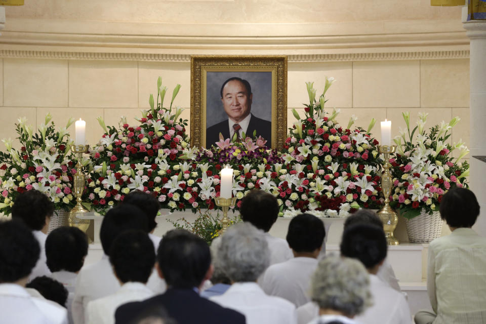 Sun Myung Moon fundador de esta Iglesia falleció en 2012. (Foto: AP Photo/Lee Jin-man)
