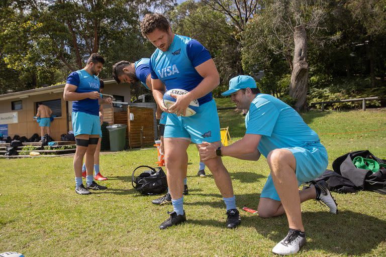 Julián Montoya, en el entrenamiento de los Pumas