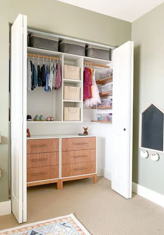 MAMA Jots: Kids Closet Hack x Storage