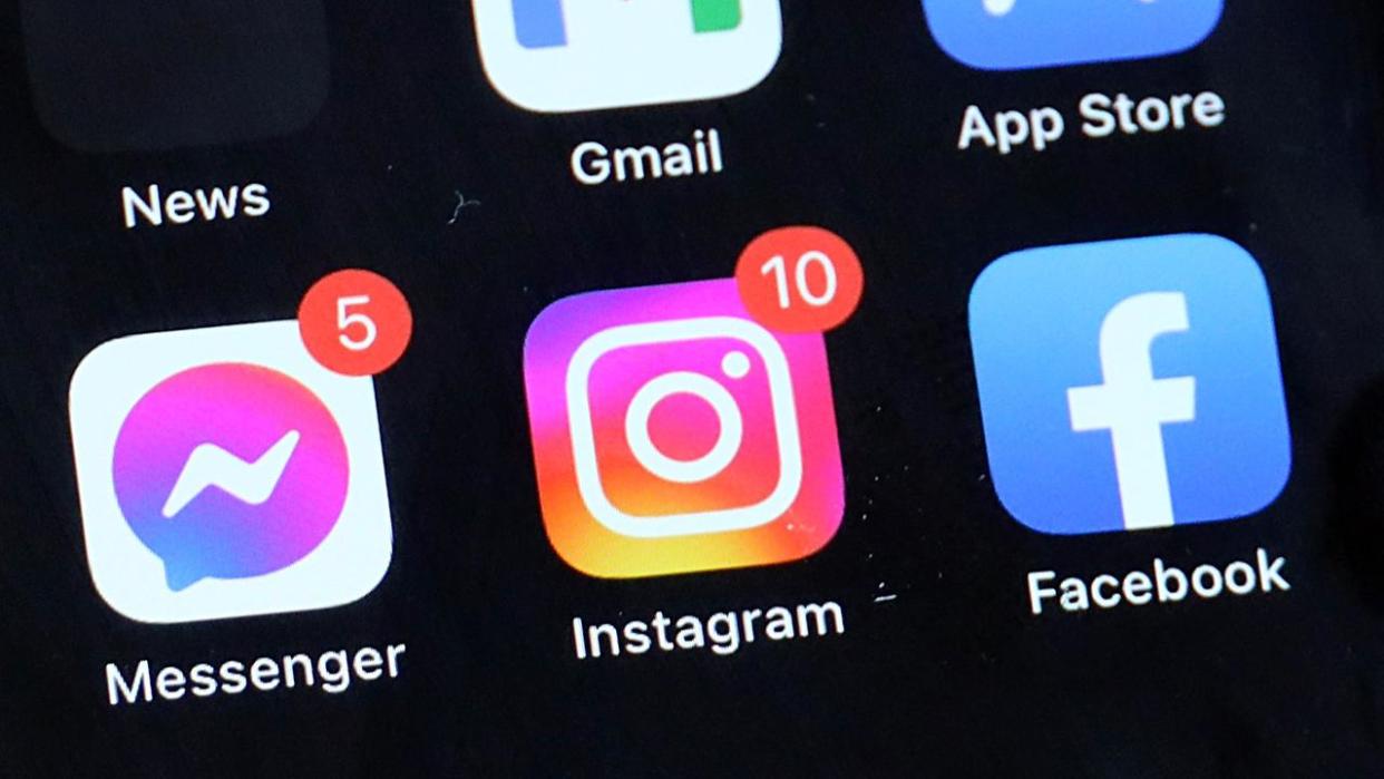 SYDNEY, AUSTRALIA - NewsWire Photos JANUARY 20, 2023: Editorial generic stock image of an iPhone with the popular apps: Instagram, Messenger and Facebook prominent on its home screen. Picture: NCA NewsWire / Nicholas Eagar