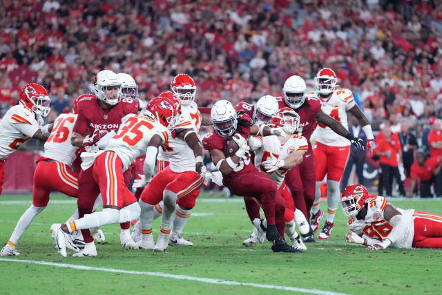 Cardinals move around O-linemen in 2nd preseason game